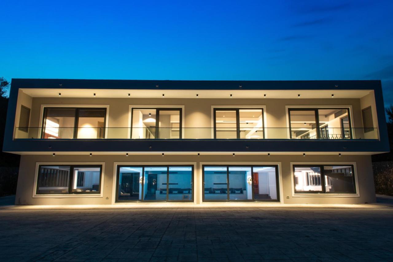 Villa Athos 古维亚 外观 照片